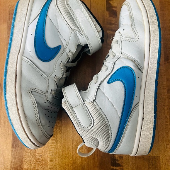 Nike Other - COURT BOROUGH MID 2 SIZE 3Y